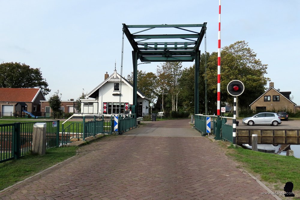 brug bij Sluis II over de Tjonger in de Nijeberkoperweg