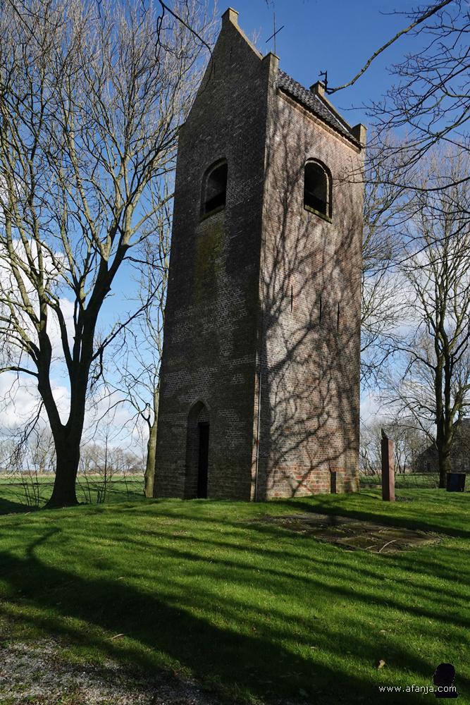 de scheve toren van Miedum