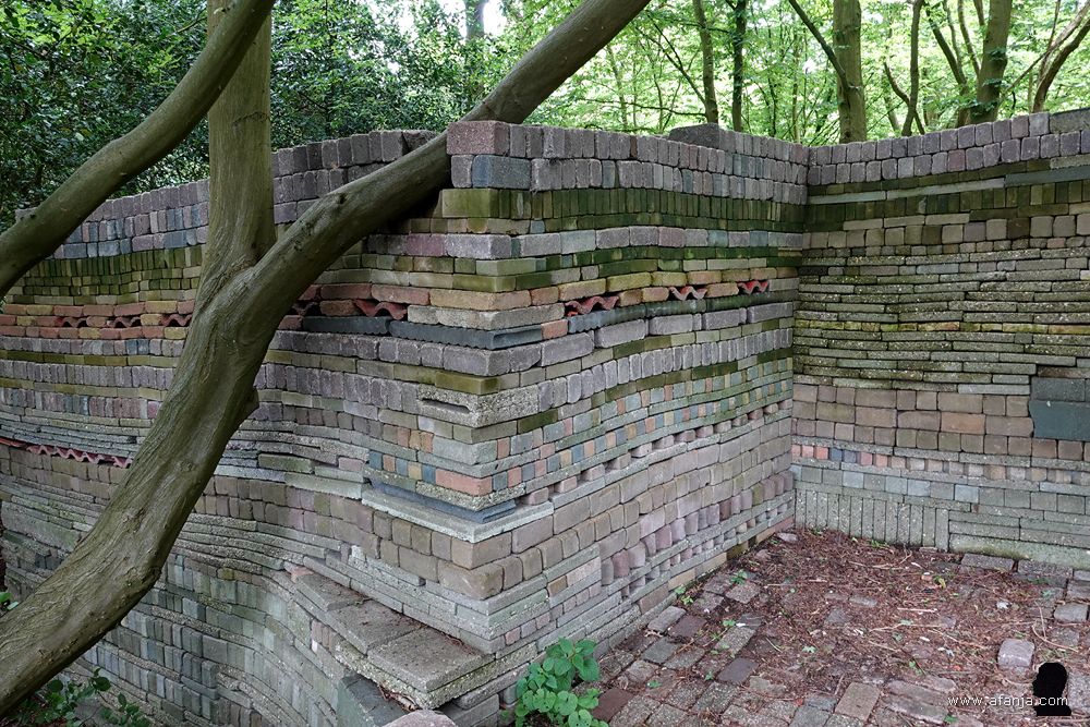 er wordt altijd rekening gehouden met de natuur in de Ecokathedraal