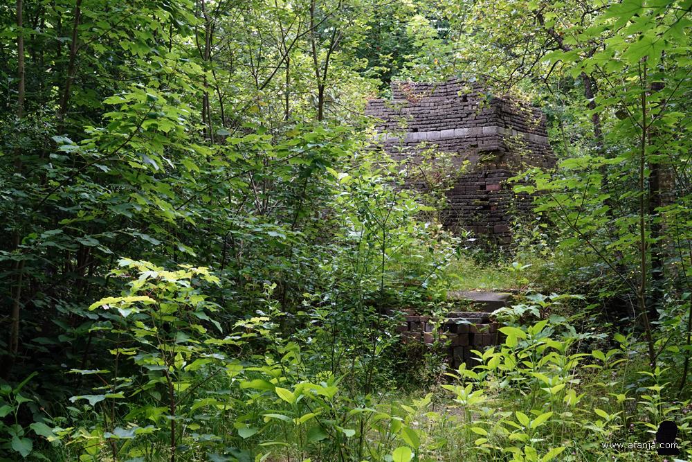 een tempel te midden van het groen