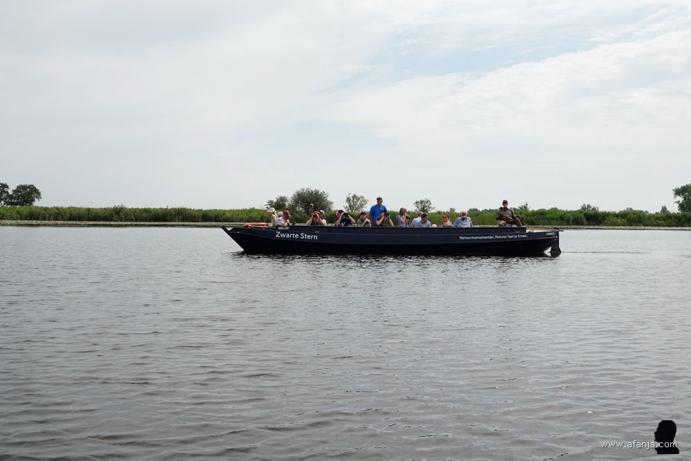 de rondvaartboot 'Zwarte stern' van Natuurmonumenten