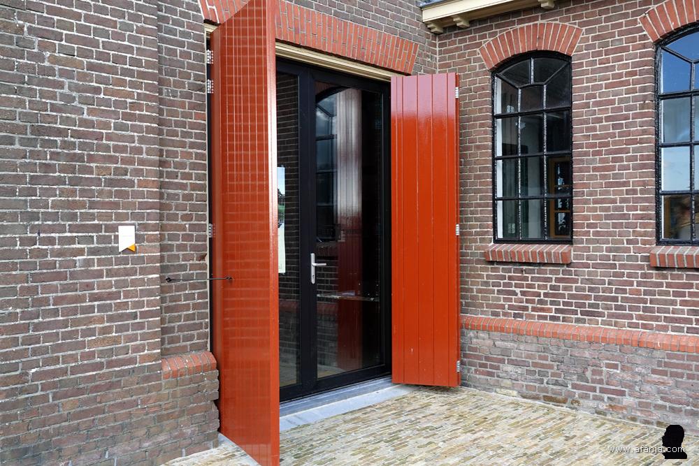 de nieuwe eigenaren hebben het gemaal een fraaie opknapbeurt gegeven