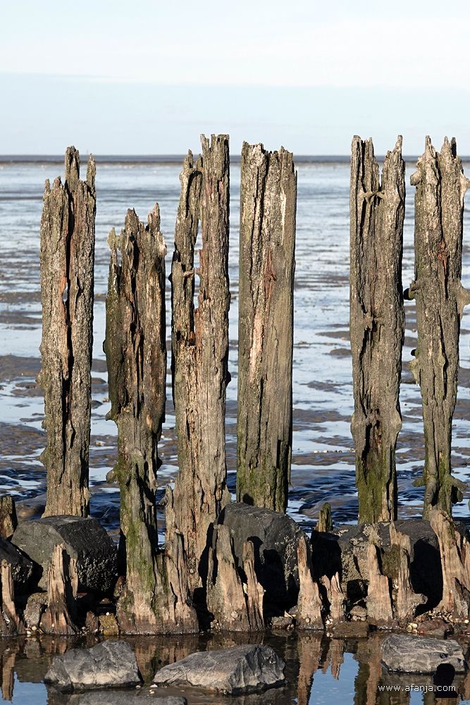 hoe lang zullen deze restanten nog blijven staan?