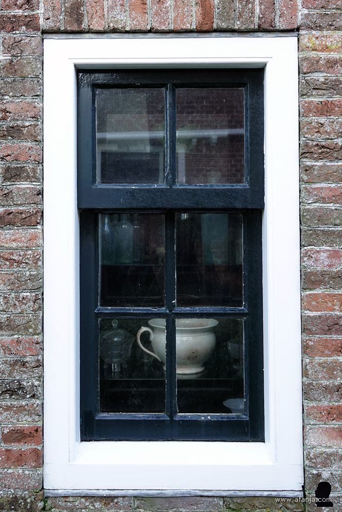 een raam in It Fiskershúske