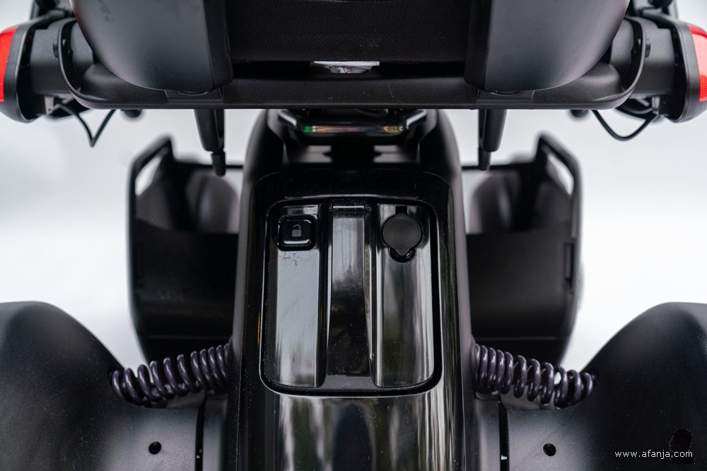 vering van de demontabele/draagbare elektrische rolstoel Whill C2