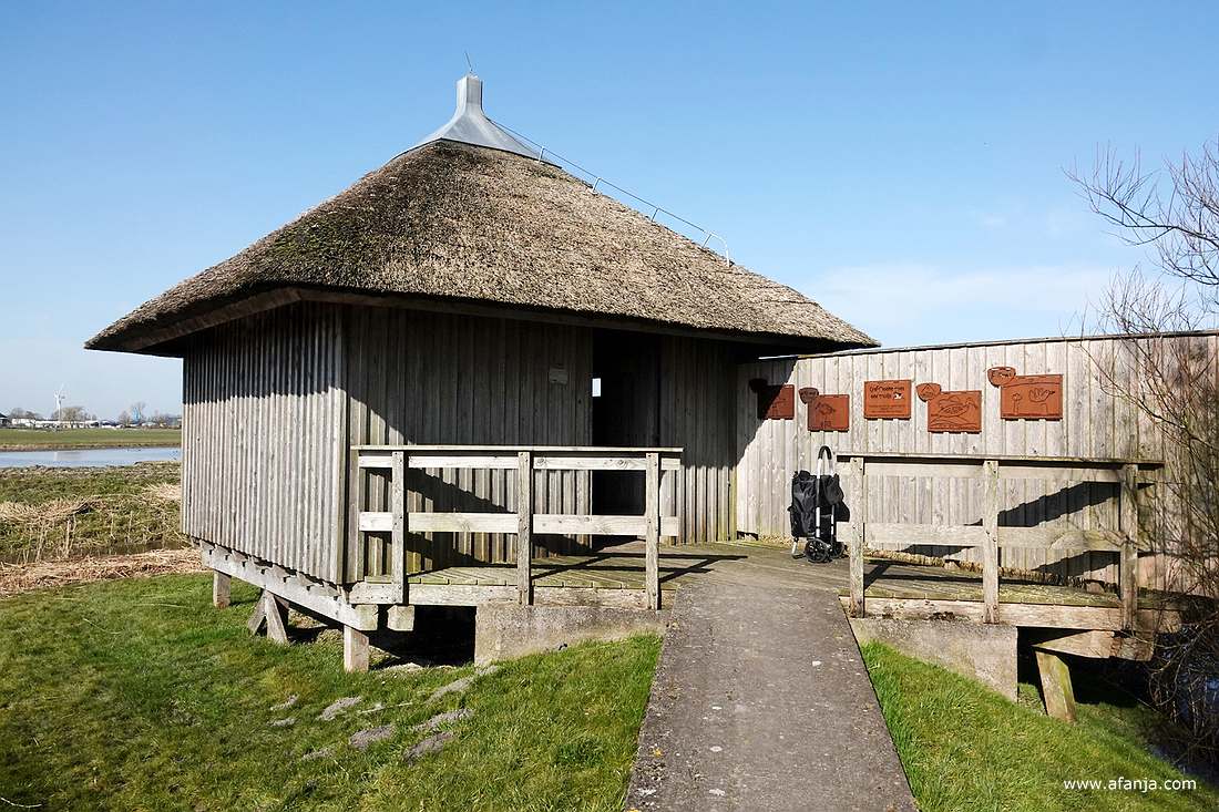 de vogelkijkhut bij Skrok