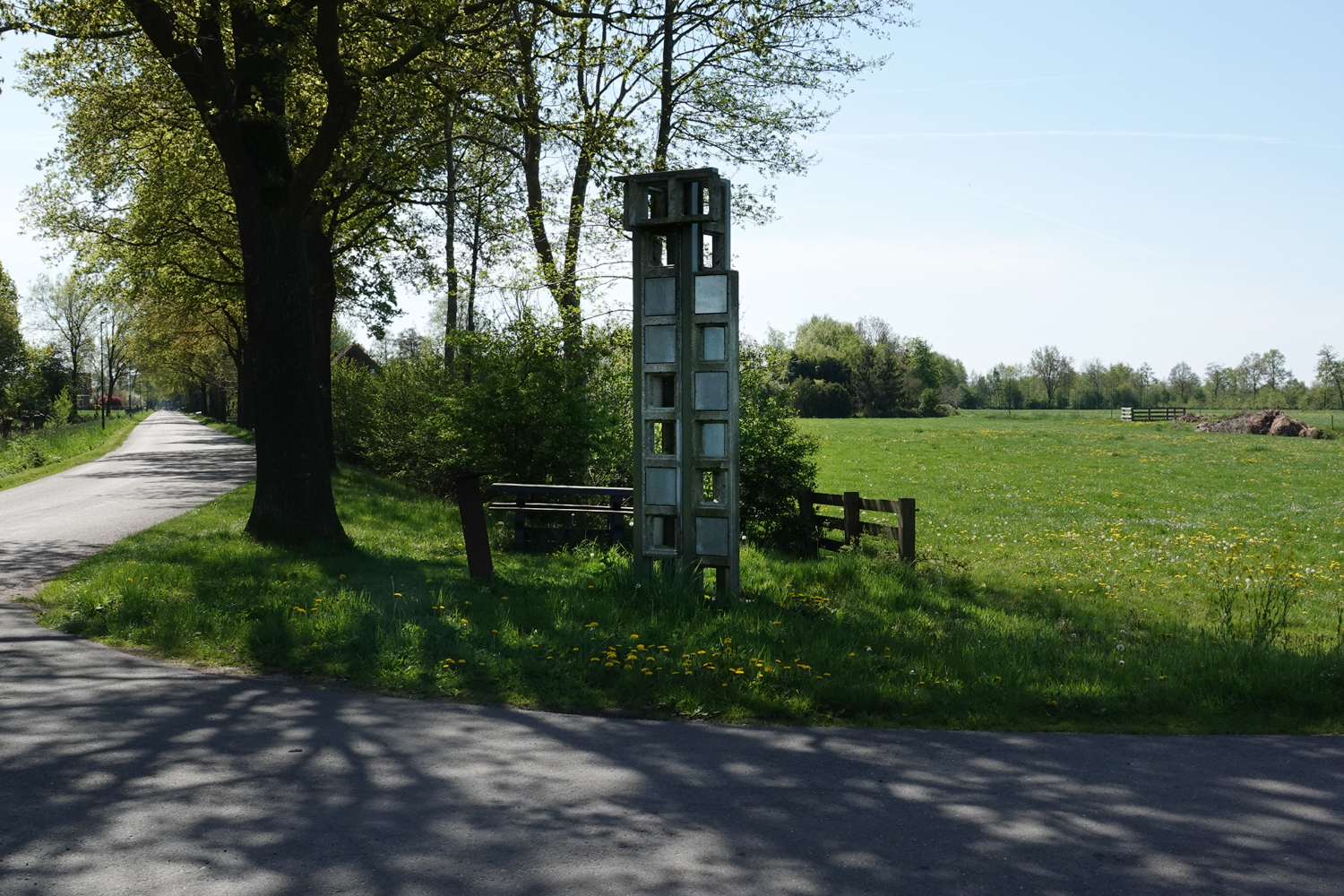 monument voor de luchtwachttoren bij Oudega (Sm)