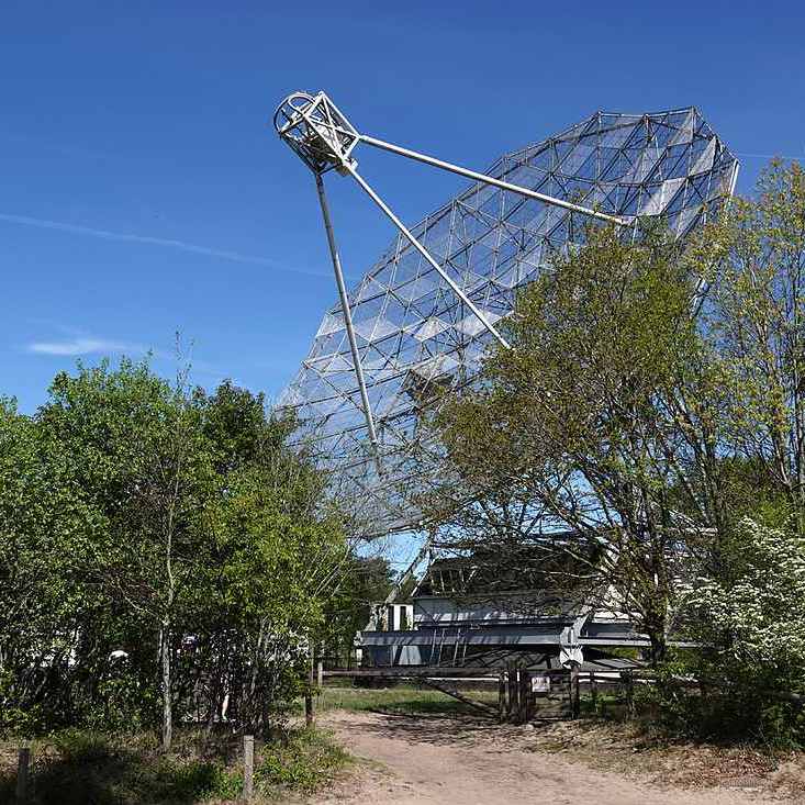 de radiotelescoop van Dwingeloo