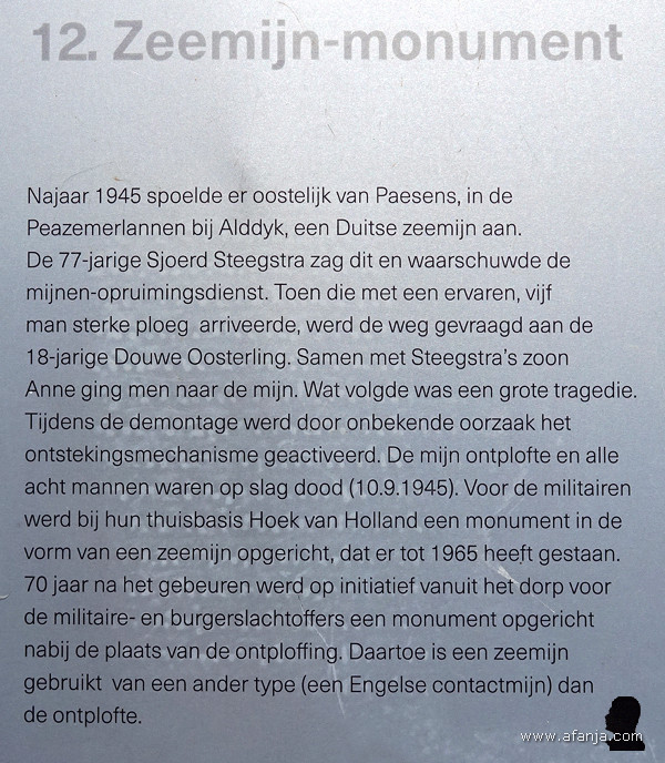 informatiepaneel bij het zeemijn-monument