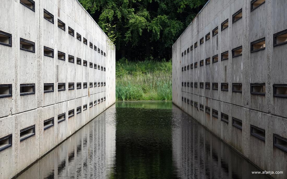 in de oude Deltagoot, nu 'Deltawerk//'