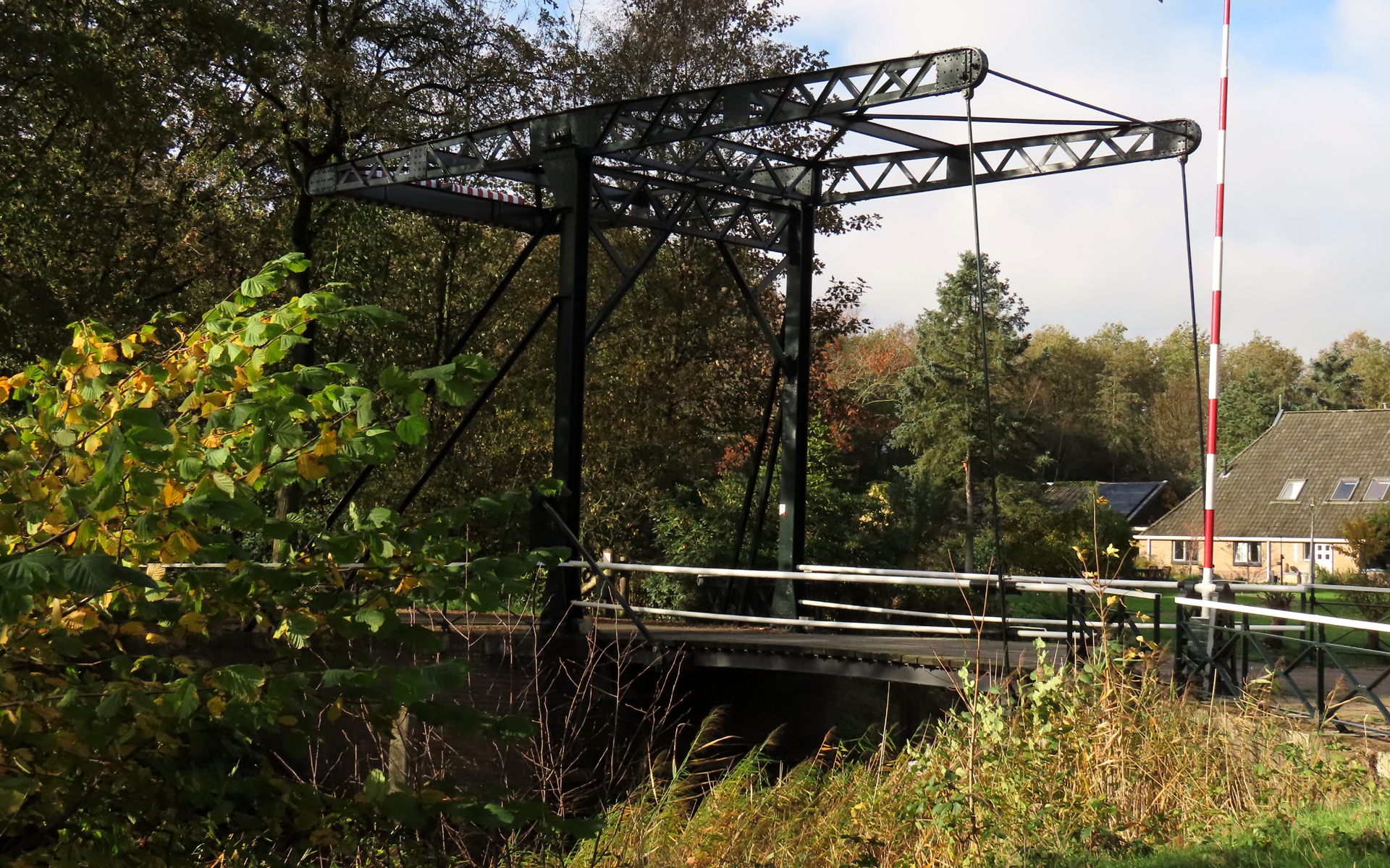de brug in de Peelrug bij Petersburg tussen Wijnjewoude en Donkerbroek