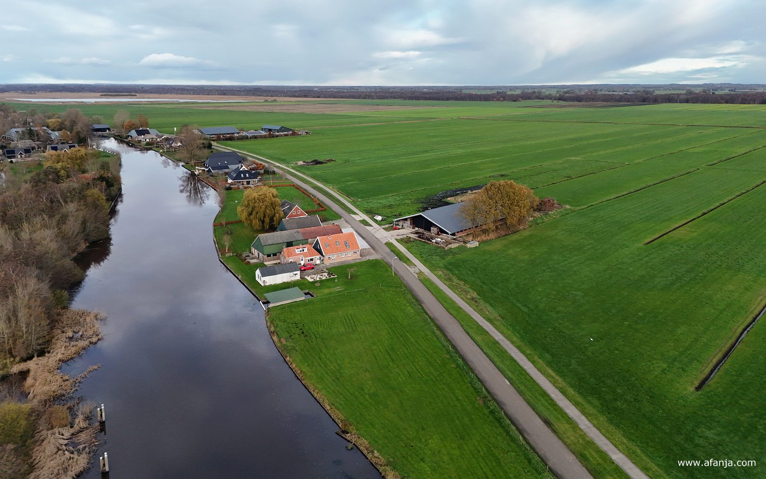 het boerenland van Wetering-Oost van boven gezien
