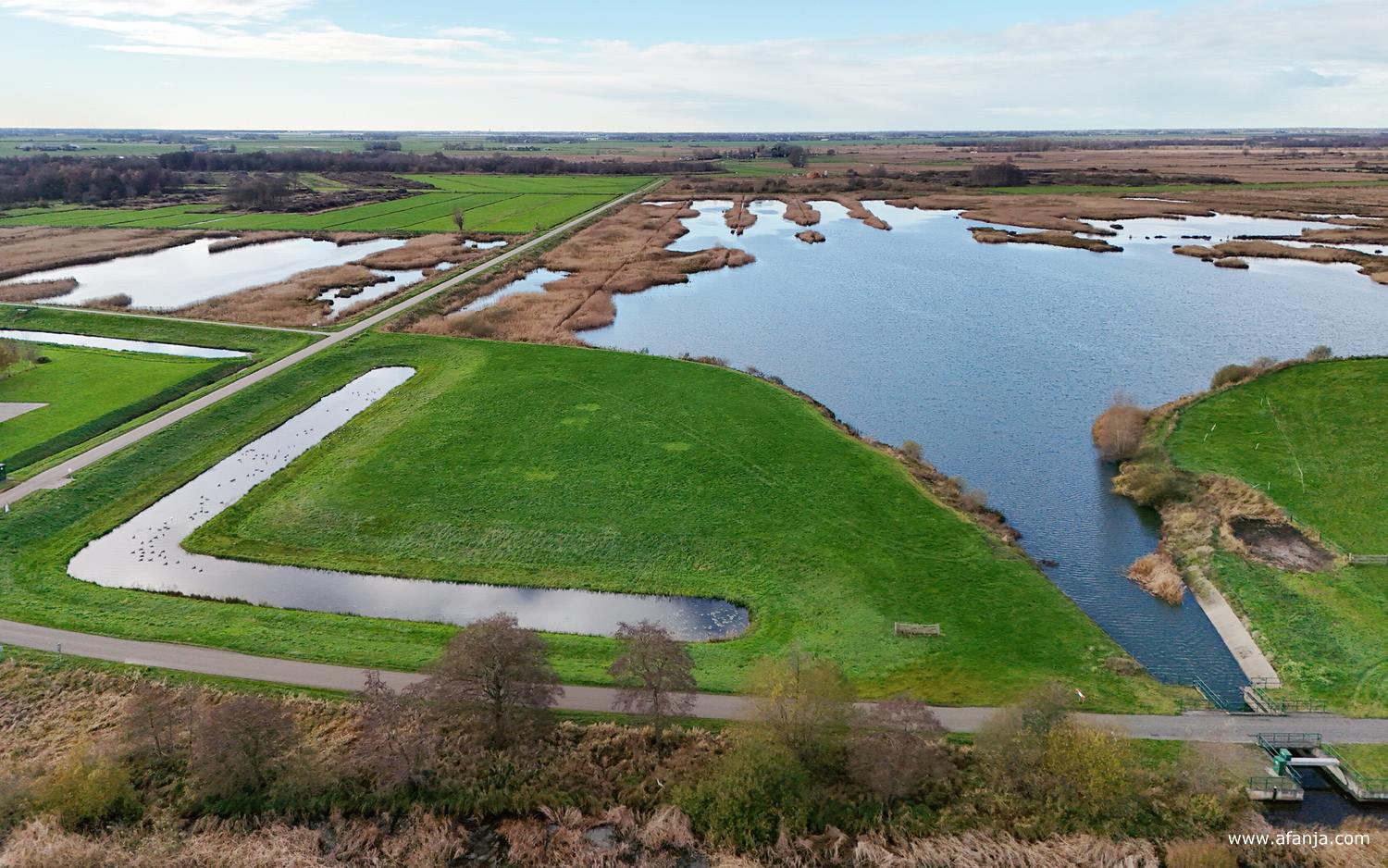zicht op de Weerribben bij Wetering-West