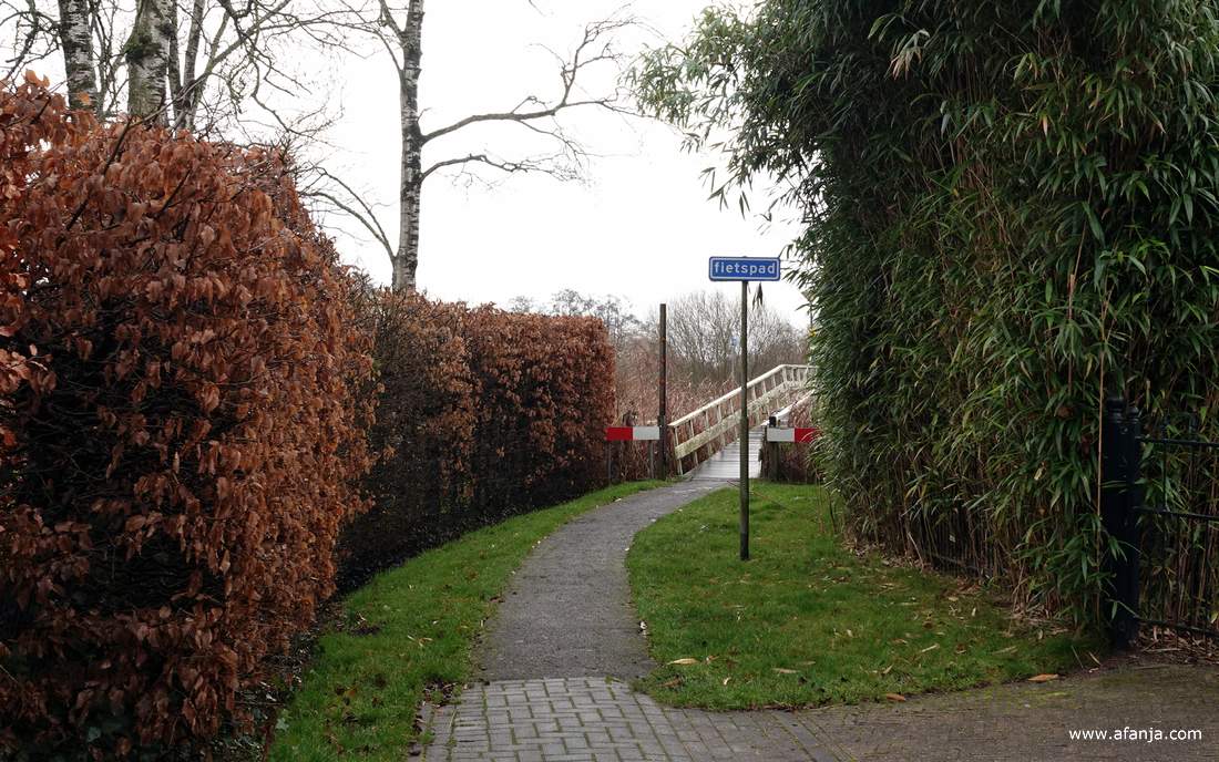 vanaf de Dwarsgracht onderweg naar de Jonenweg in Dwarsgracht