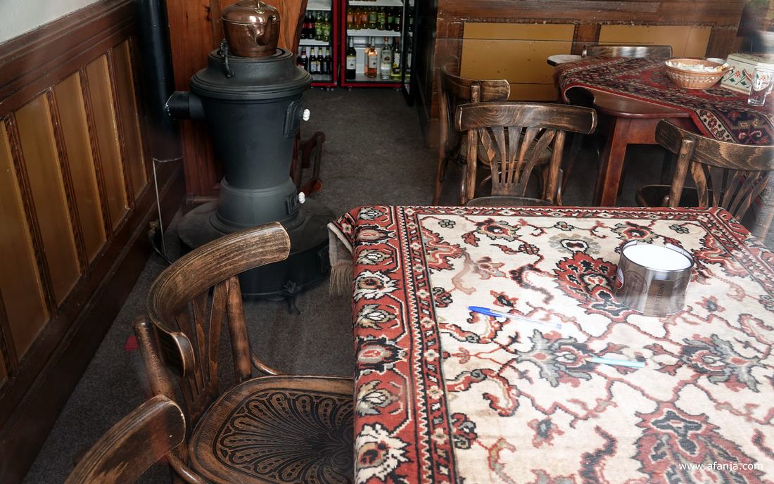 detail van het interieur van café de Moespot