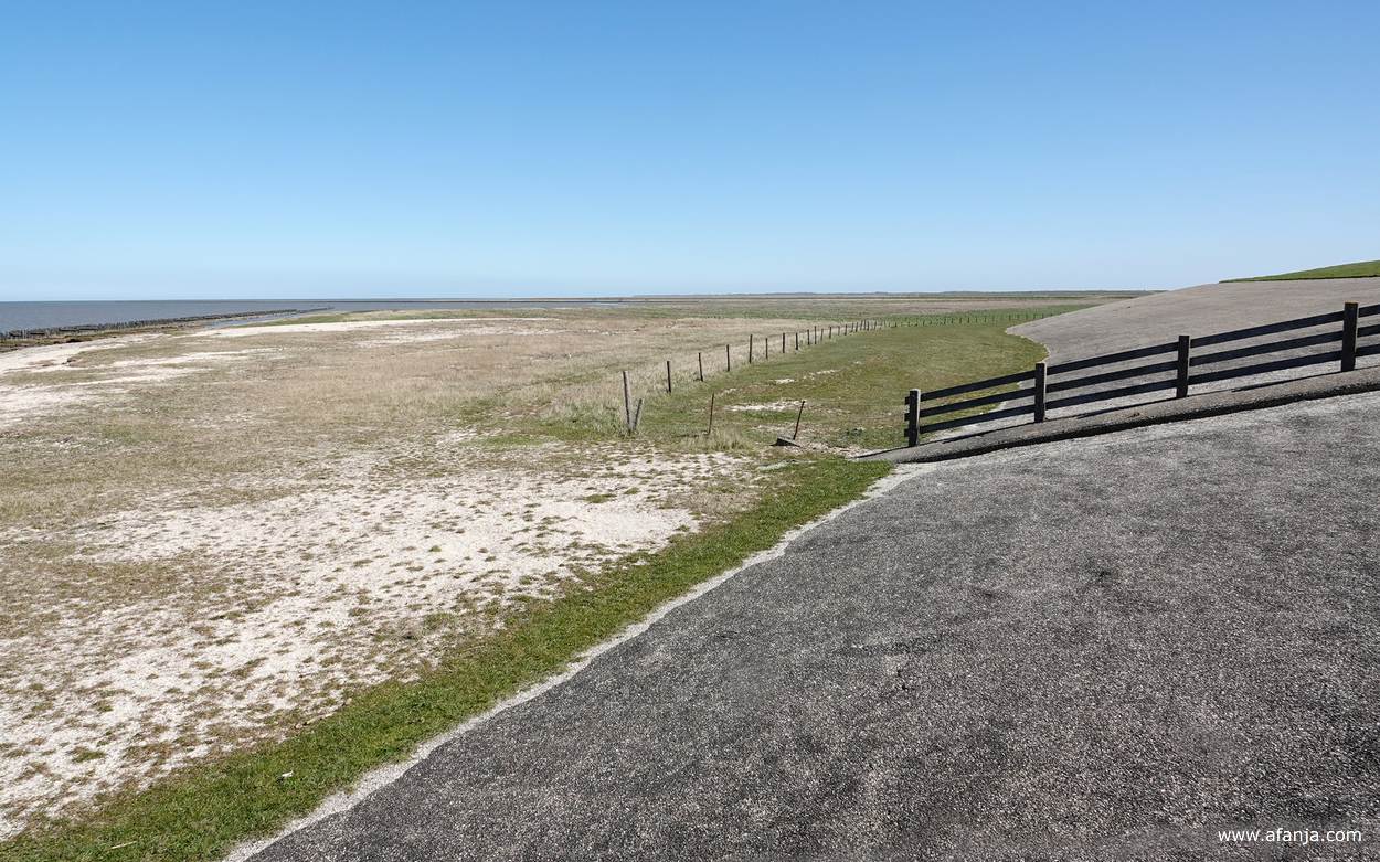 de Peazumerlânnen en de zeedijk