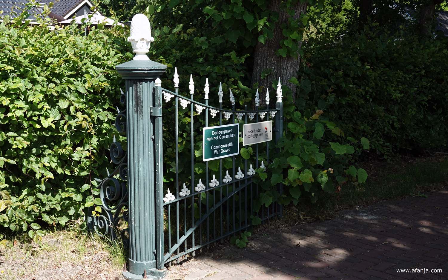 toegangshek naar een begraafplaats